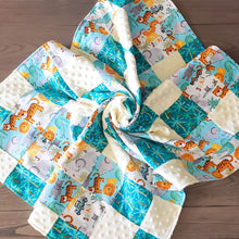 Load image into Gallery viewer, Safari Expedition Patch Blanket (Blue Sea)