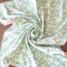 Load image into Gallery viewer, Spring Floral Patch Blanket with Green Leaves flannel back.
